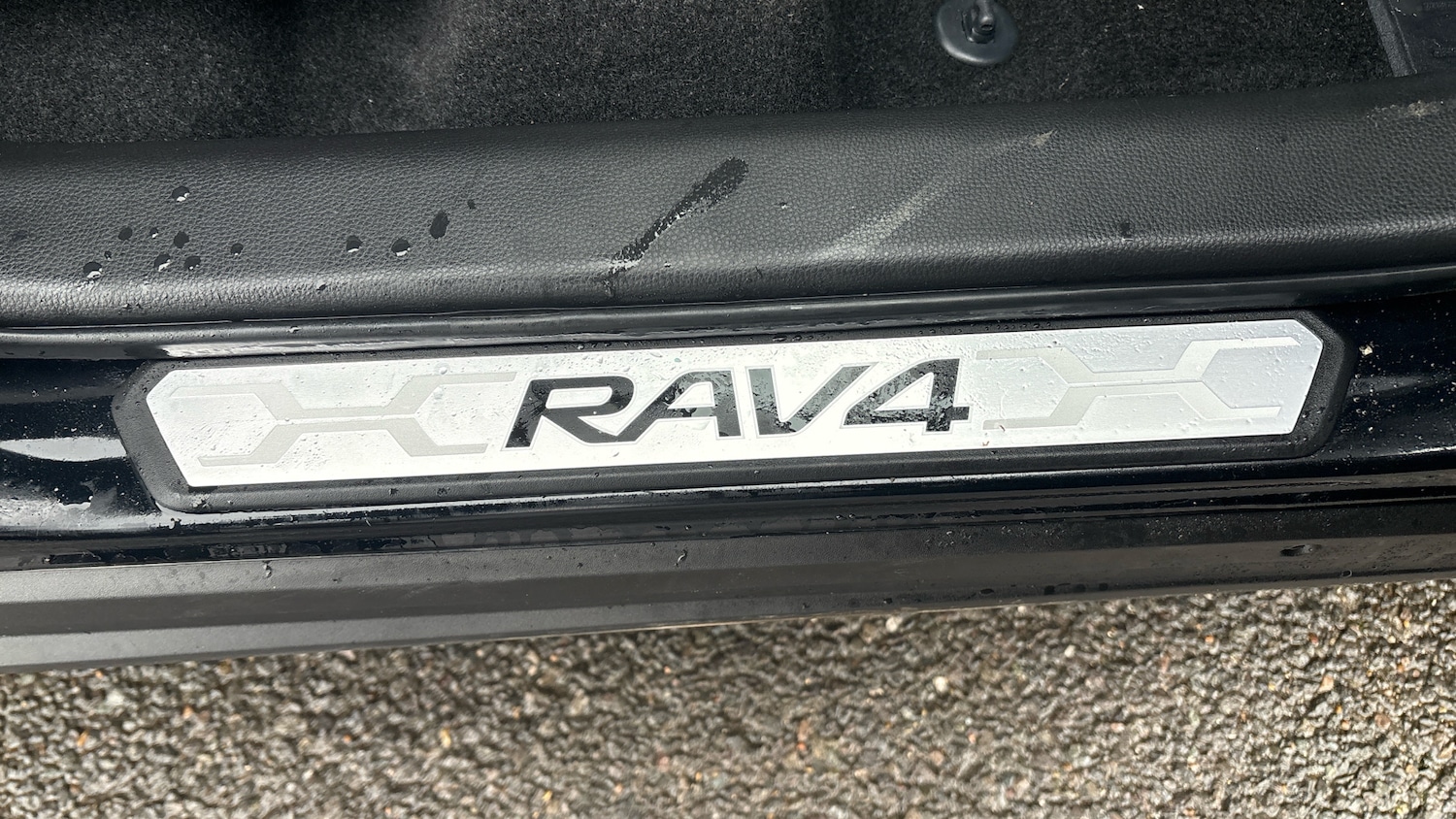 Used Toyota RAV4 2022 for sale - 76557264: Photo 31