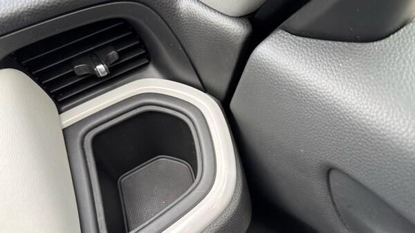 Used Honda Jazz 2022 for sale - 76220670: Photo 17