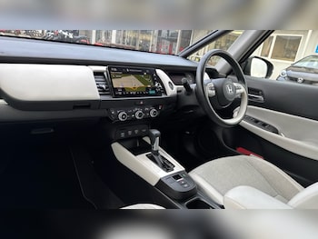 Used Honda Jazz 2022 for sale - 76220670: Photo 2