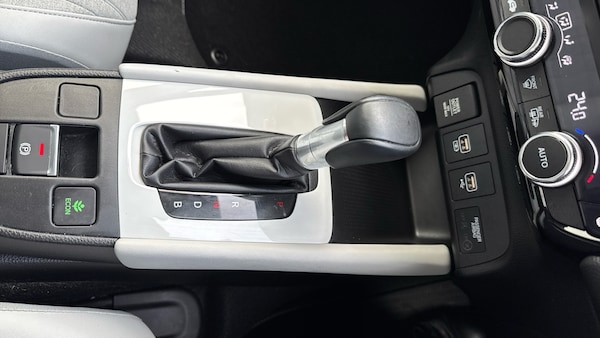Used Honda Jazz 2022 for sale - 76220670: Photo 31