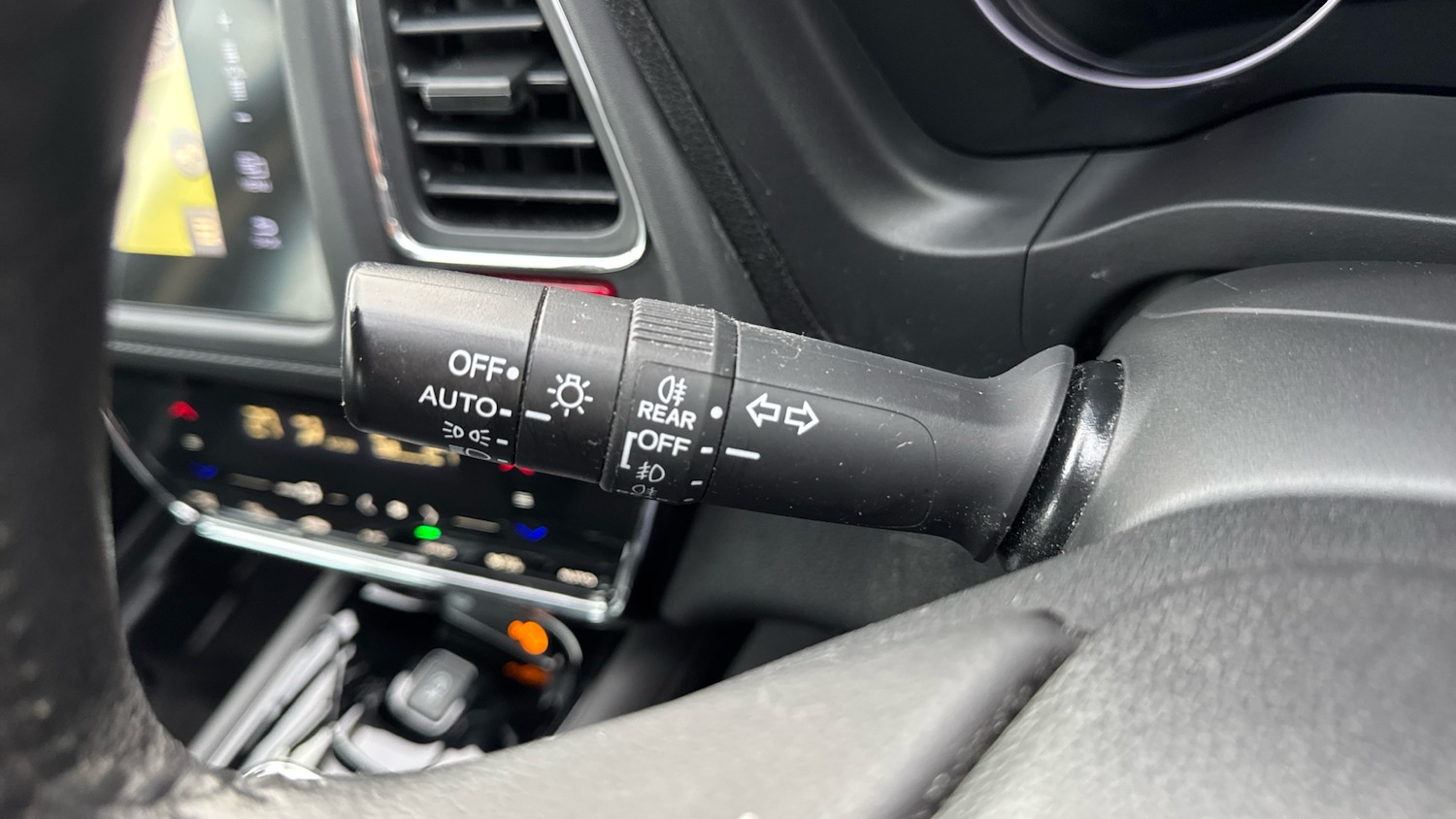 Used Honda HR-V 2018 for sale - 76452661: Photo 18