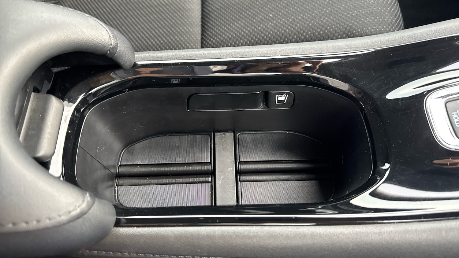 Used Honda HR-V 2018 for sale - 76452661: Photo 28