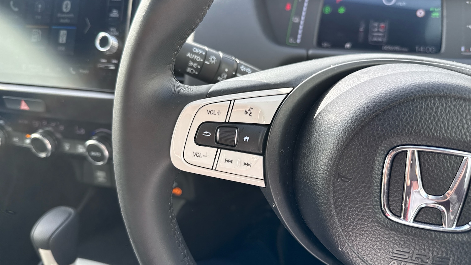 Used Honda Jazz 2024 for sale - 76164413: Photo 32