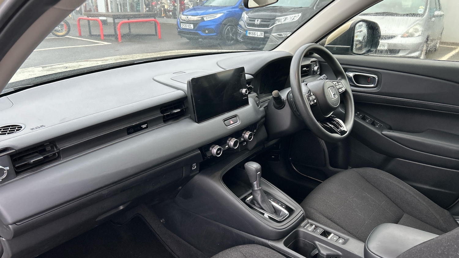 Used Honda HR-V 2022 for sale - 77461533: Photo 2