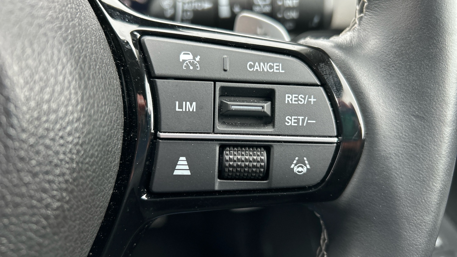 Used Honda ZR-V 2024 for sale - 76763076: Photo 32