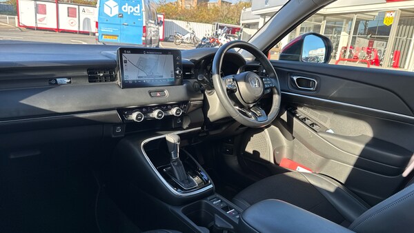 Used Honda HR-V 2022 for sale - 76209245: Photo 2