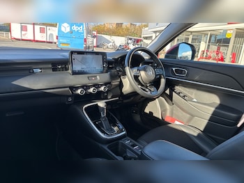 Used Honda HR-V 2022 for sale - 76209245: Photo 2