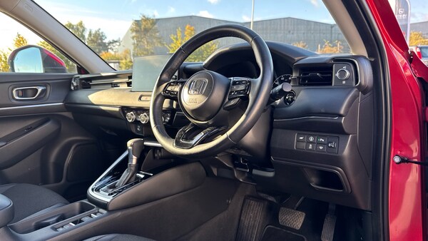 Used Honda HR-V 2022 for sale - 76209245: Photo 32