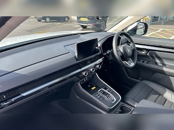 Used Honda CR-V 2025 for sale - 76131209: Photo 2