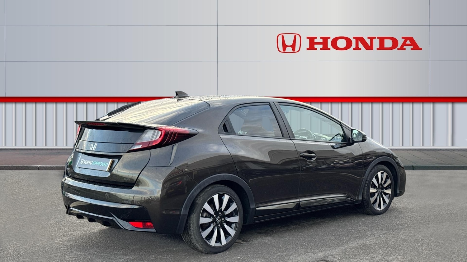 Used Honda Civic 2017 for sale - 76830537: Photo 12