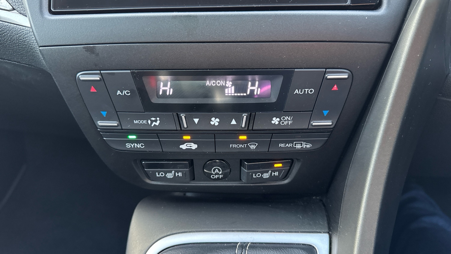 Used Honda Civic 2017 for sale - 76830537: Photo 22