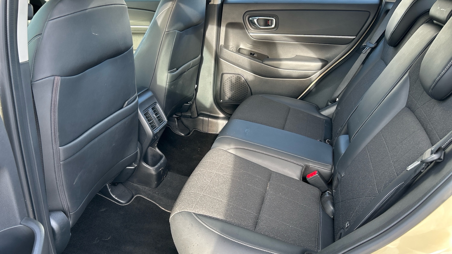 Used Honda HR-V 2024 for sale - 77363261: Photo 25