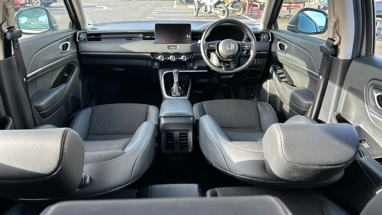 Used Honda HR-V 2024 for sale - 77363261: Photo 4