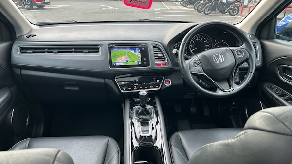 Used Honda HR-V 2017 for sale - 76224873: Photo 4