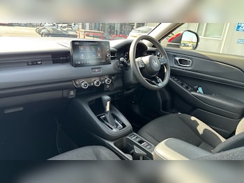 Used Honda HR-V 2024 for sale - 79007200: Photo