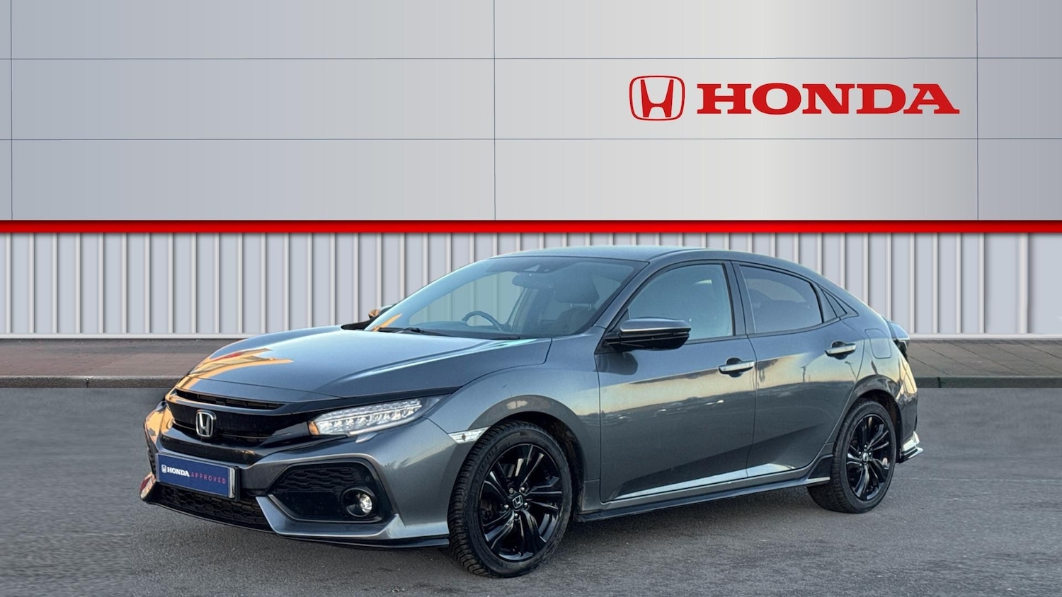 Used Honda Civic 2018 for sale - 76792880: Photo 10