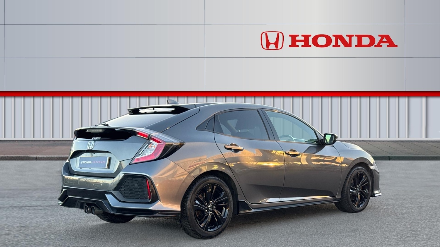 Used Honda Civic 2018 for sale - 76792880: Photo 12