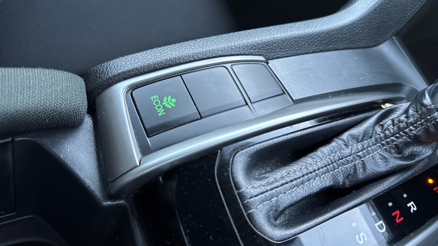 Used Honda Civic 2018 for sale - 76792880: Photo 21