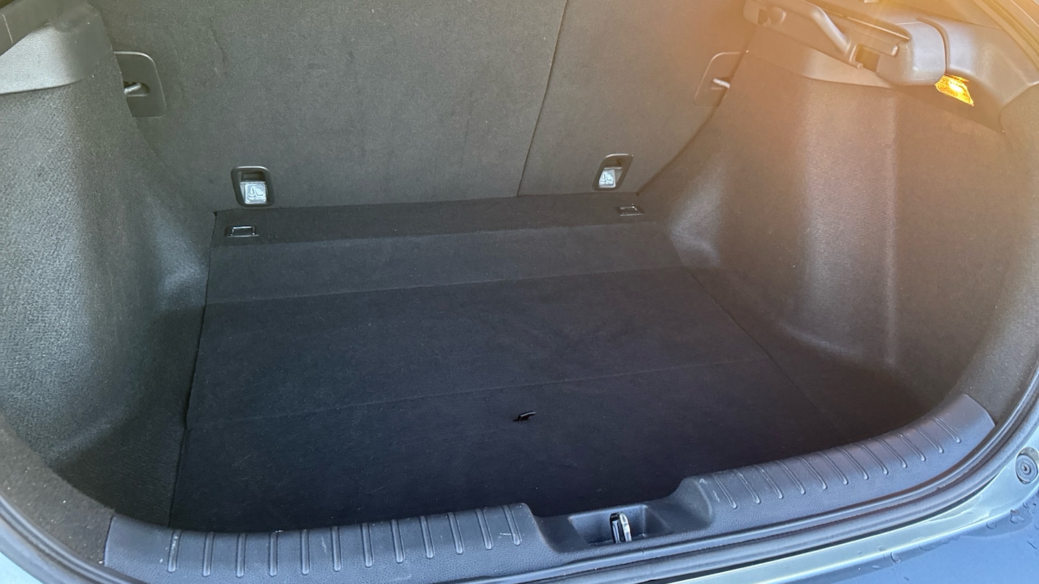 Used Honda Civic 2018 for sale - 76792880: Photo 36