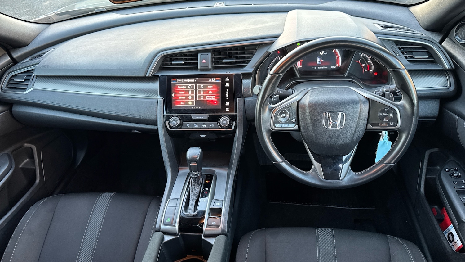 Used Honda Civic 2018 for sale - 76792880: Photo 4