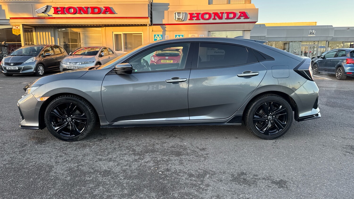 Used Honda Civic 2018 for sale - 76792880: Photo 43