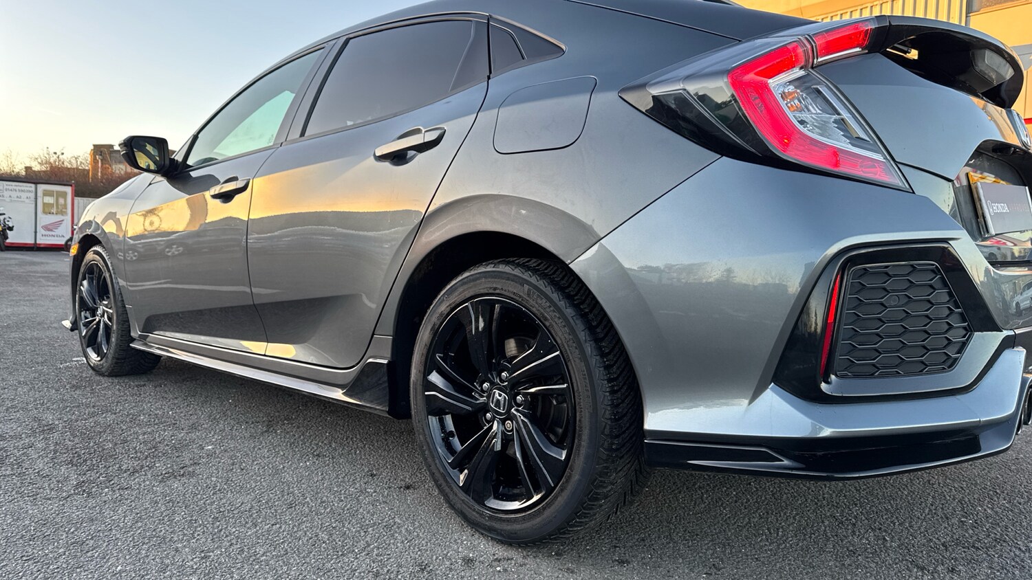 Used Honda Civic 2018 for sale - 76792880: Photo 45