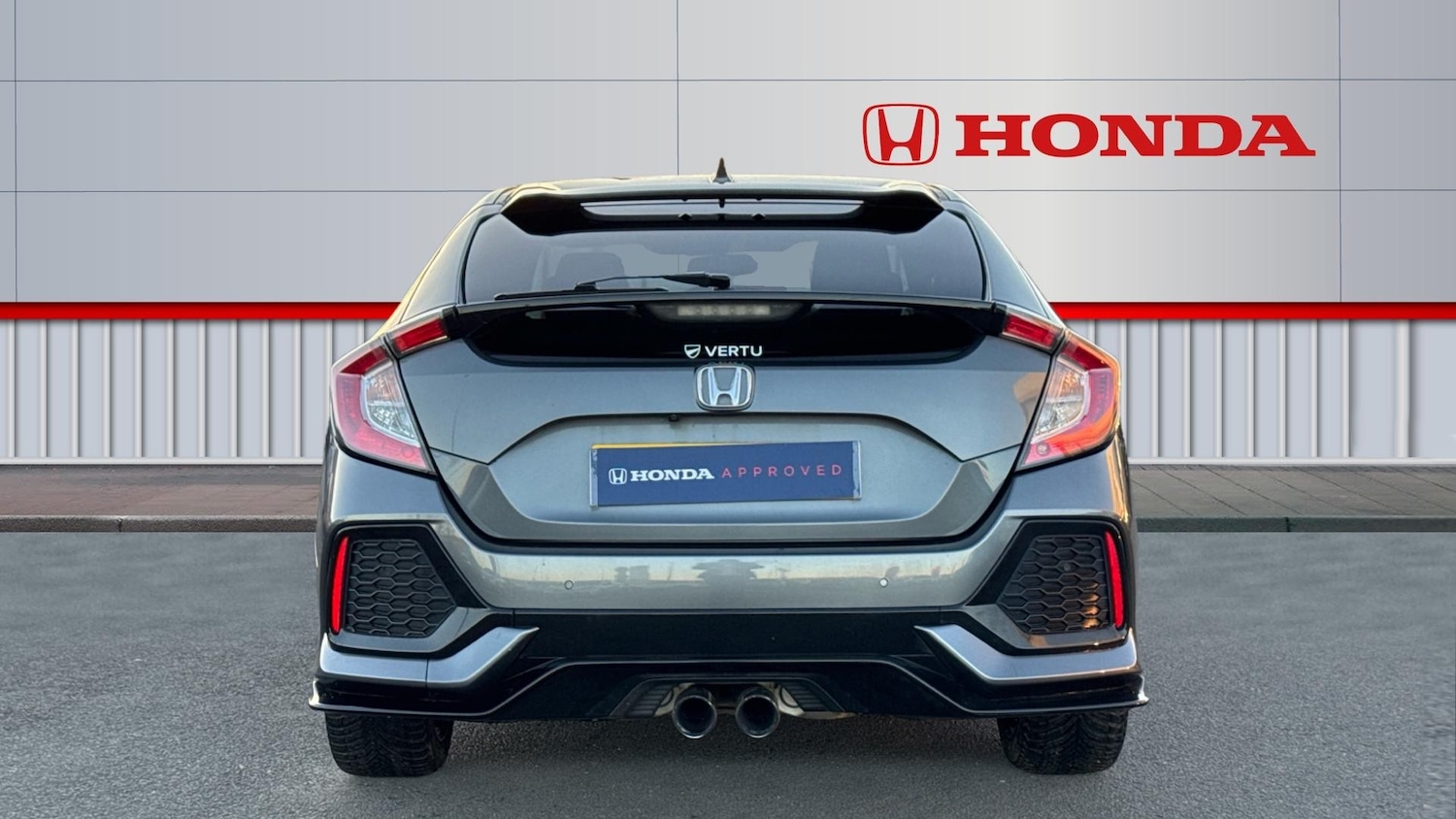 Used Honda Civic 2018 for sale - 76792880: Photo 7