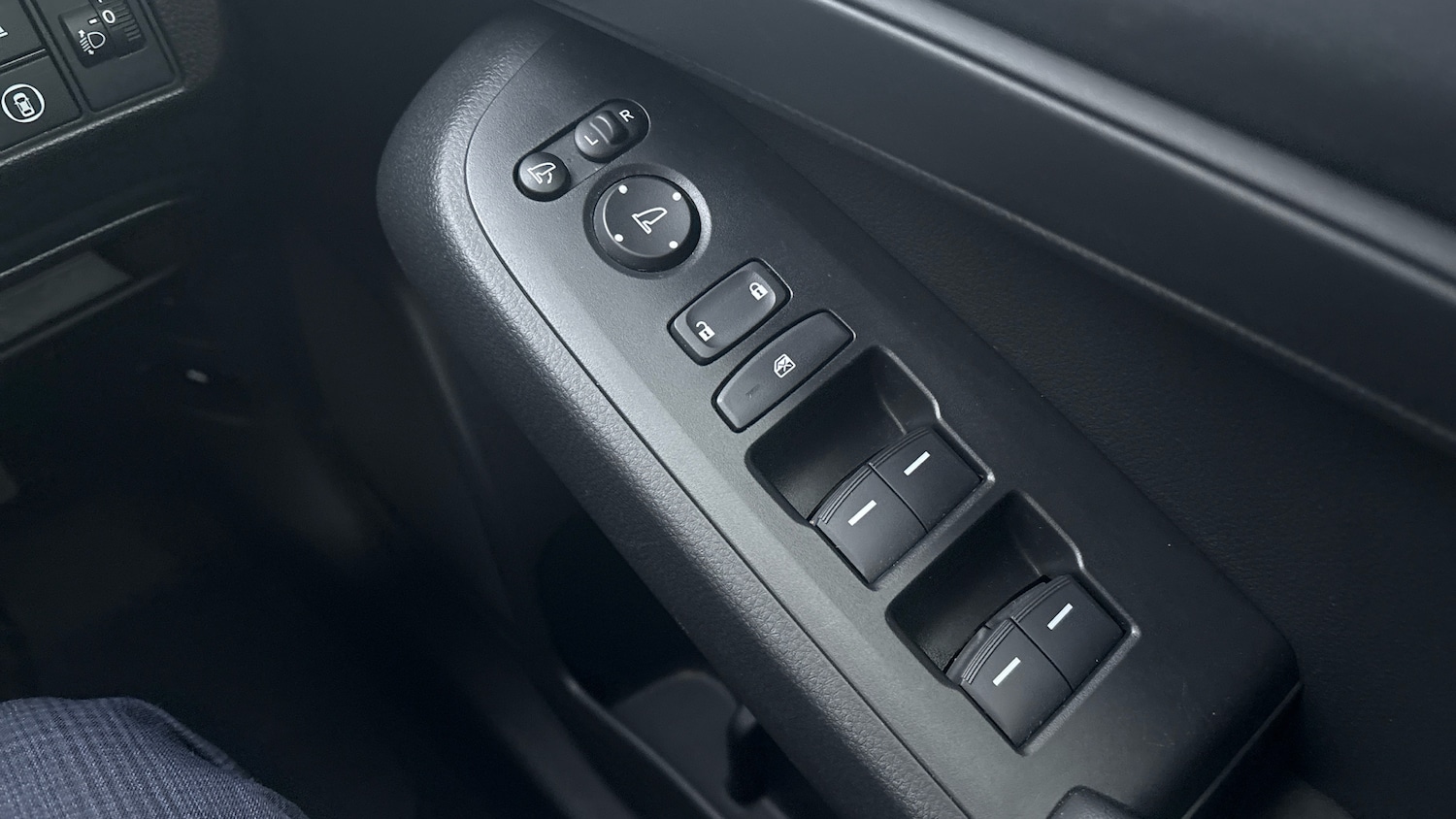 Used Honda HR-V 2023 for sale - 77817865: Photo 24