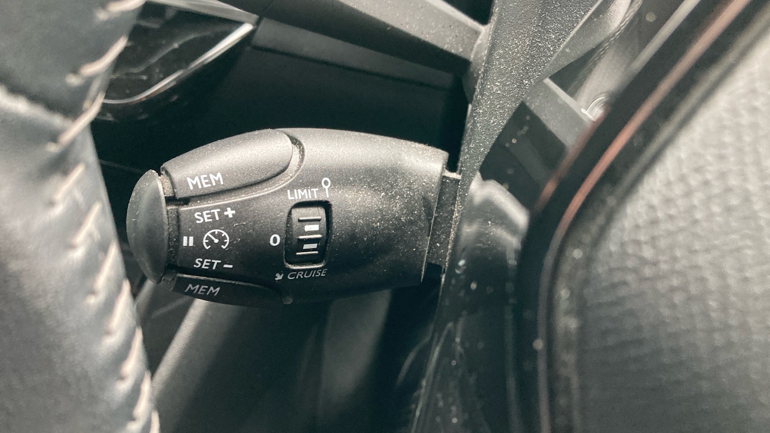 Used Peugeot 2008 2020 for sale - 77662478: Photo 32