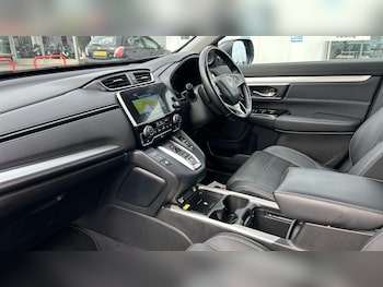 Used Honda CR-V 2022 for sale - 76206551: Photo 2