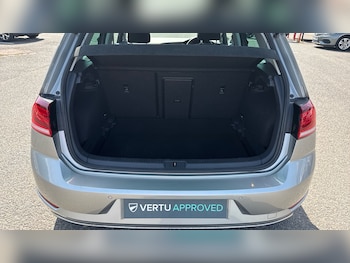 Used Volkswagen Golf 2019 for sale - 78984021: Photo