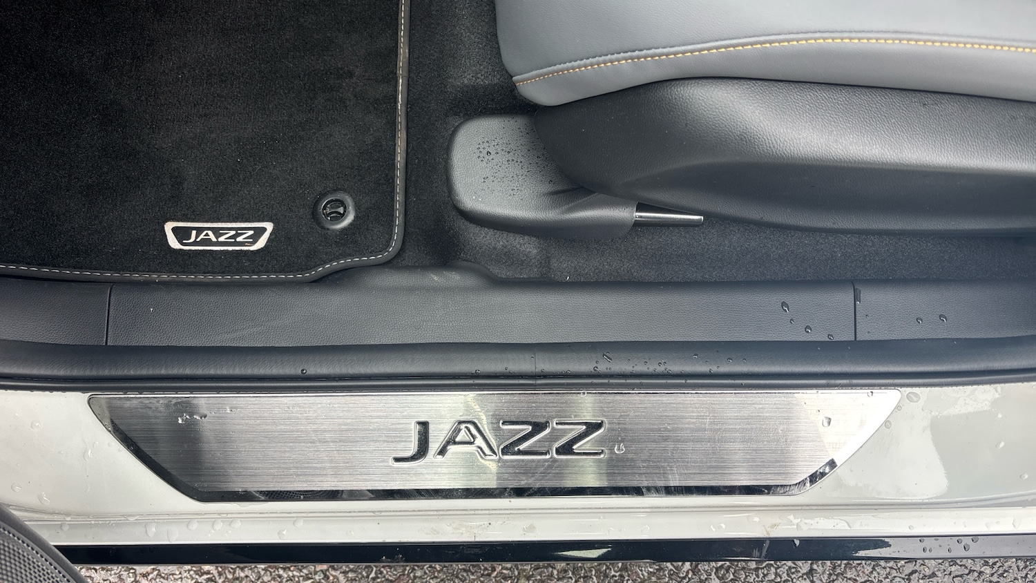 Used Honda Jazz 2023 for sale - 76181889: Photo 25