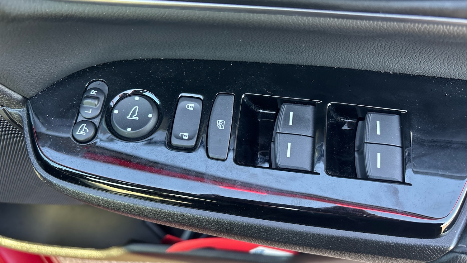 Used Honda CR-V 2022 for sale - 75996704: Photo 29