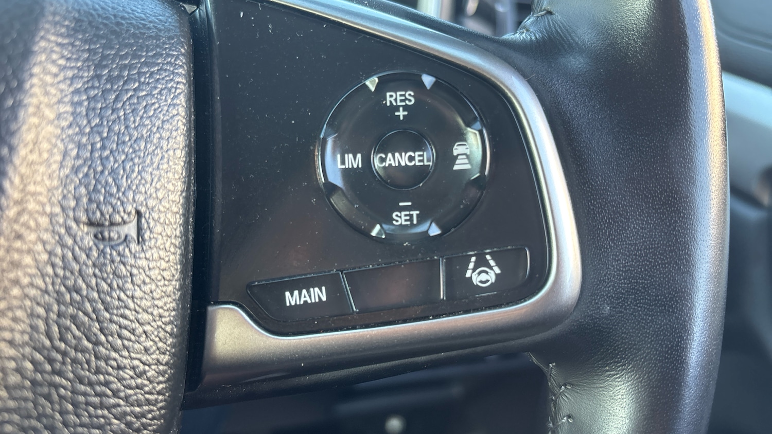 Used Honda CR-V 2022 for sale - 75996704: Photo 45