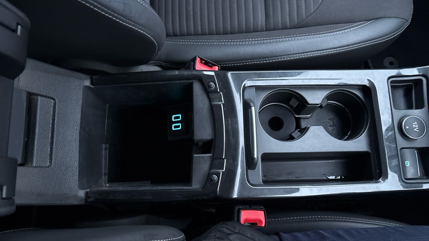 Used Ford Kuga 2017 for sale - 77543484: Photo 40