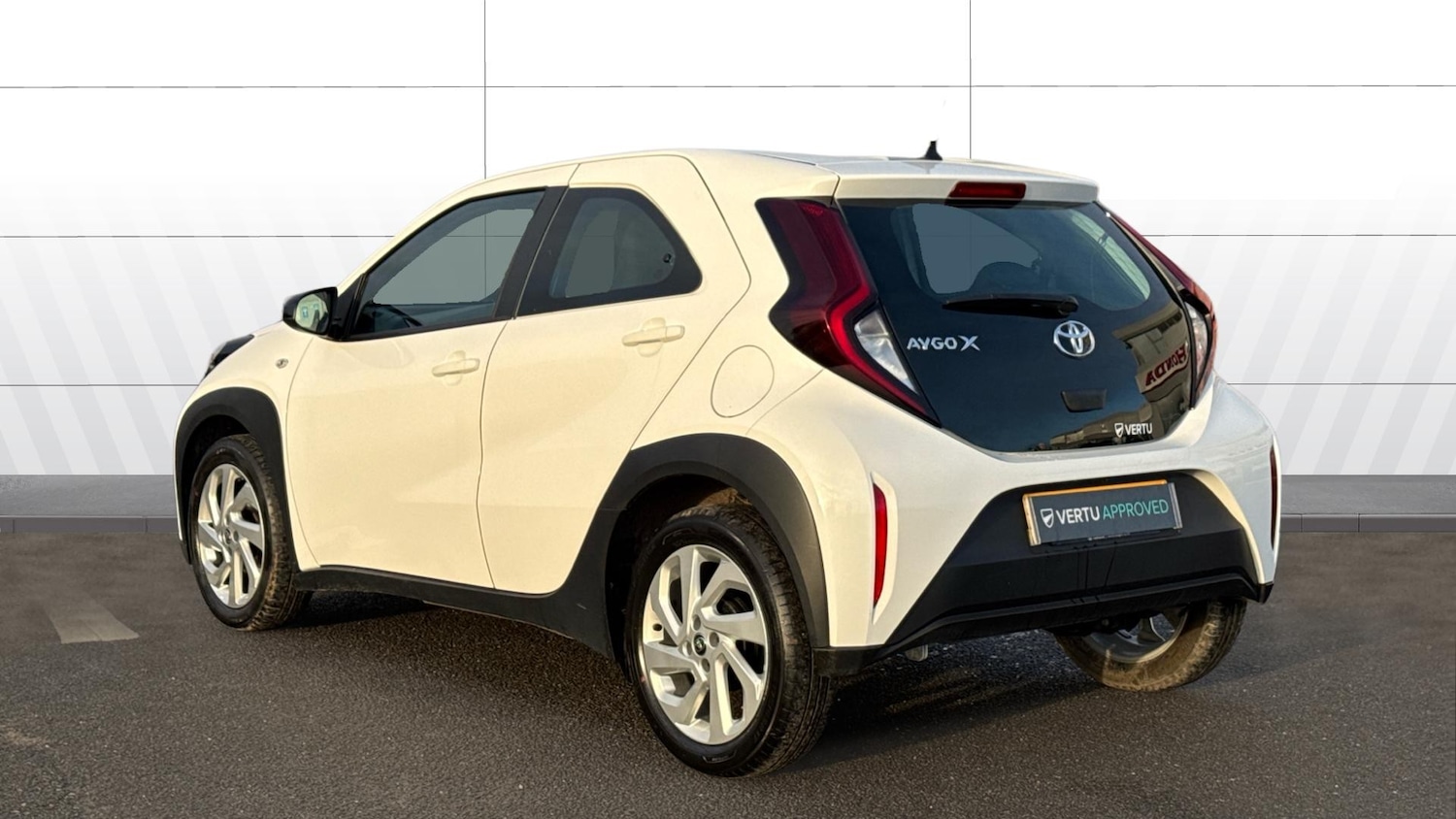 Used Toyota Aygo X 2024 for sale - 77198779: Photo 2