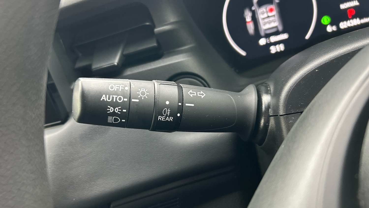 Used Honda HR-V 2023 for sale - 77543518: Photo 31