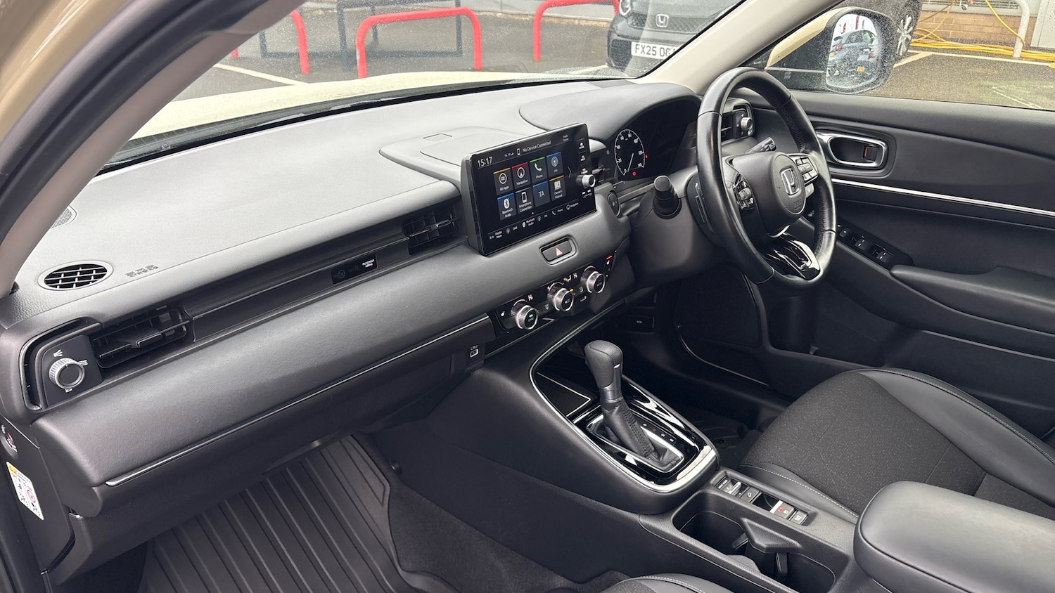 Used Honda HR-V 2022 for sale - 77502580: Photo 2