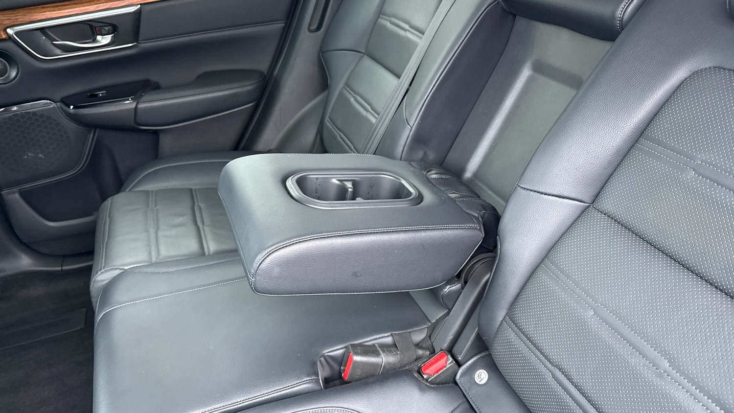 Used Honda CR-V 2018 for sale - 76504347: Photo 19