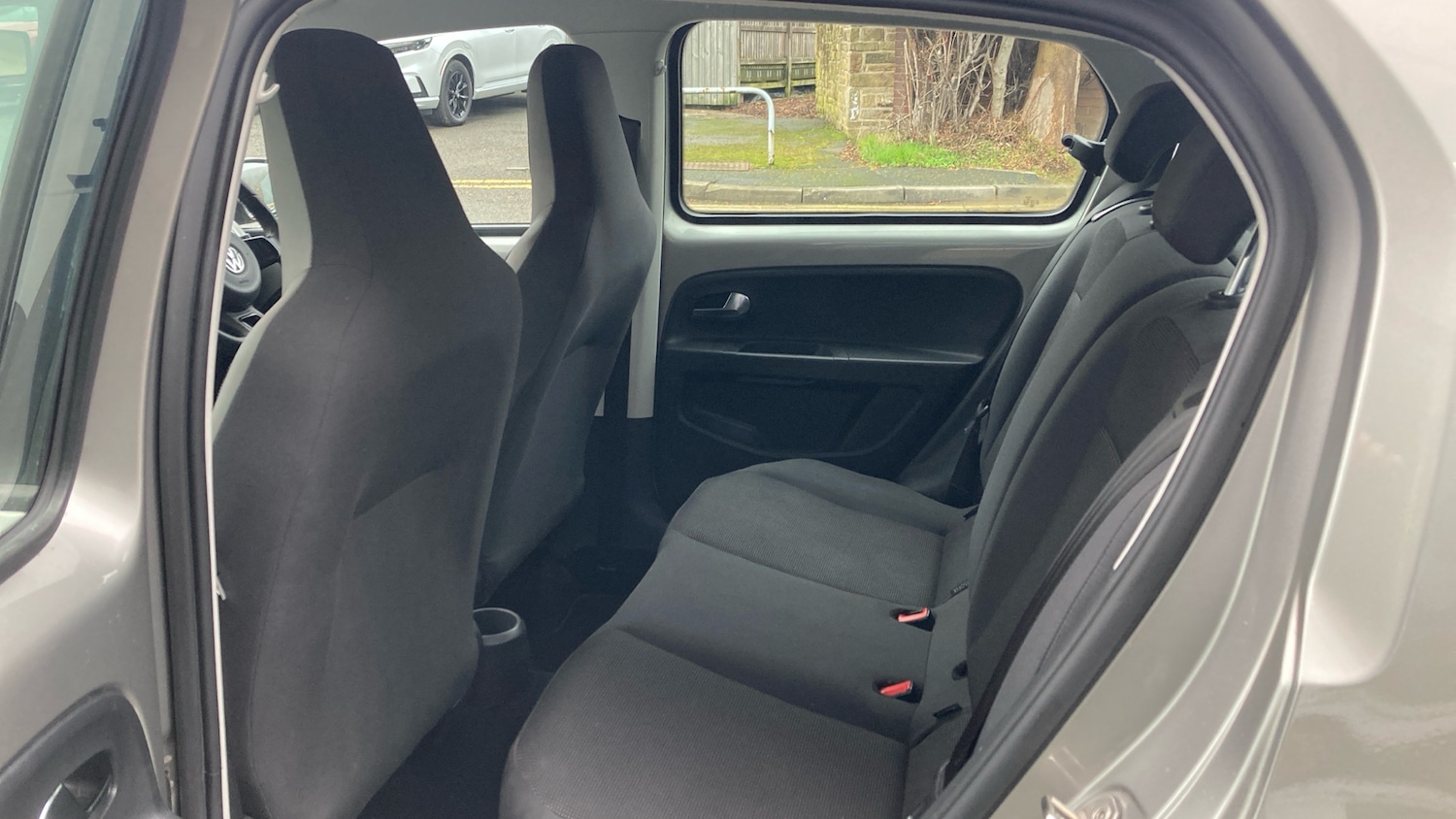 Used Volkswagen up! 2016 for sale - 77662479: Photo 16