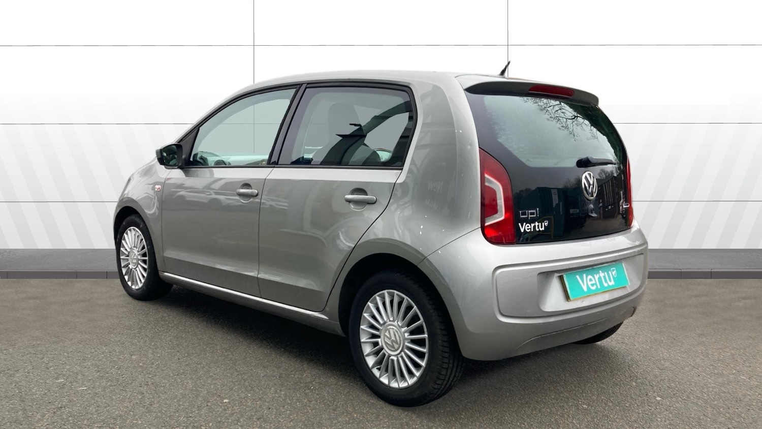 Used Volkswagen up! 2016 for sale - 77662479: Photo 2