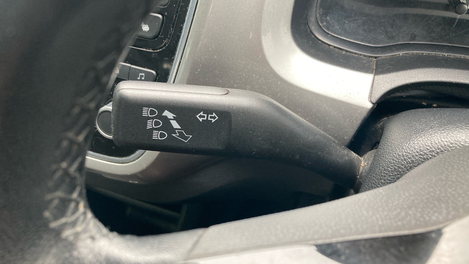 Used Volkswagen up! 2016 for sale - 77662479: Photo 37