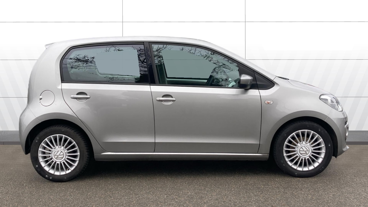 Used Volkswagen up! 2016 for sale - 77662479: Photo 5