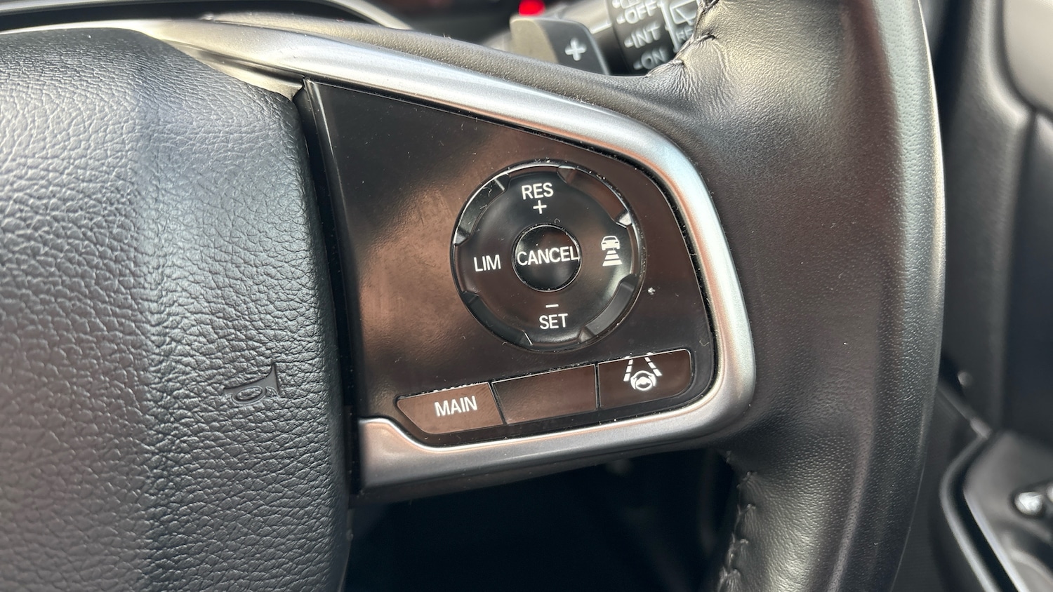 Used Honda CR-V 2023 for sale - 76542766: Photo 25