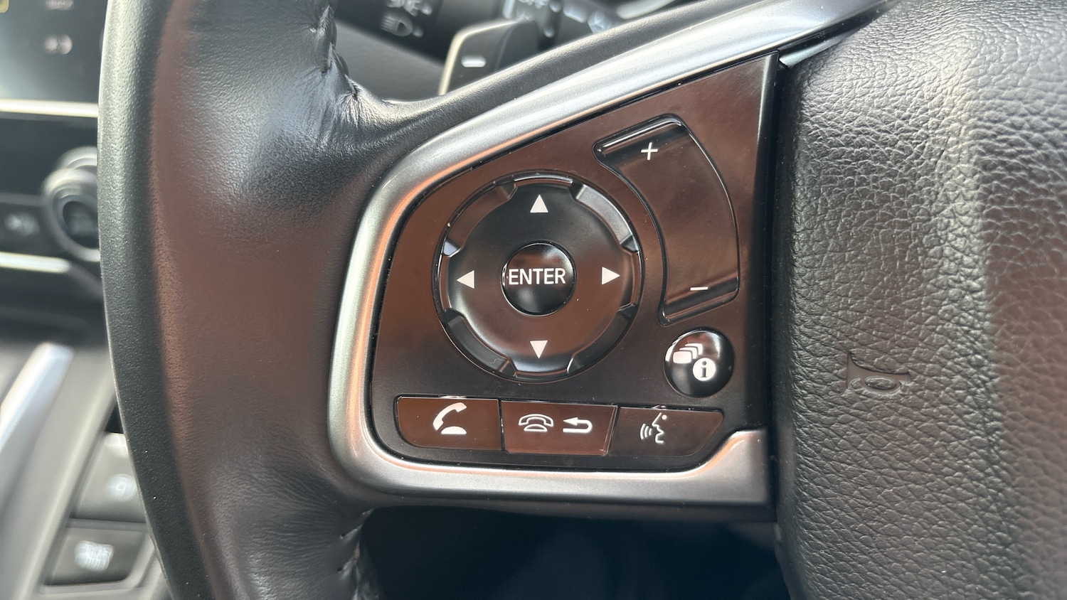 Used Honda CR-V 2023 for sale - 76542766: Photo 26