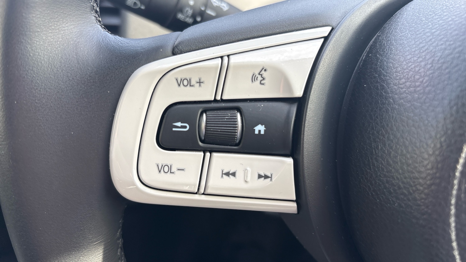 Used Honda Jazz 2024 for sale - 77668382: Photo 24