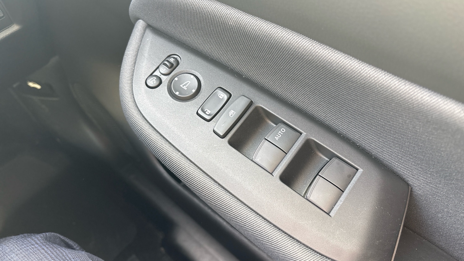 Used Honda Jazz 2024 for sale - 77668382: Photo 27