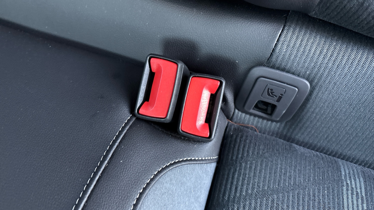 Used Volkswagen T-Roc 2025 for sale - 76860209: Photo 17