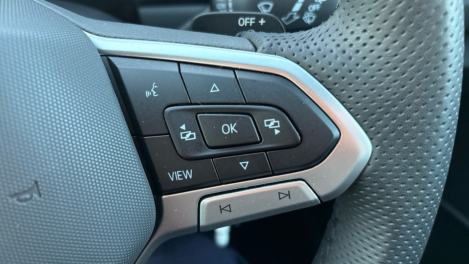 Used Volkswagen T-Roc 2025 for sale - 76860209: Photo 34