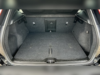 Used Volvo XC40 2021 for sale - 75596009: Photo